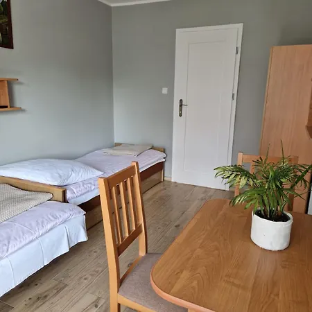 Za Burta Ubytování v soukromí