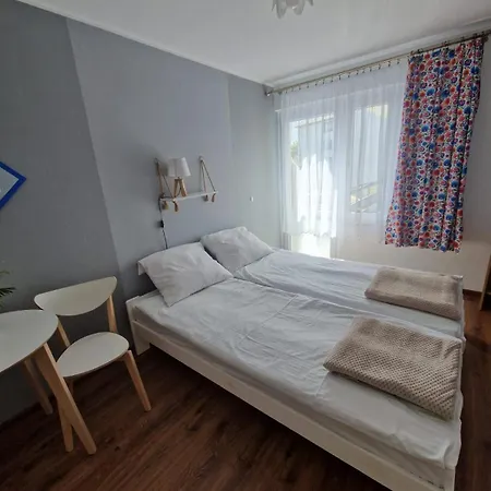Za Burta Ubytování v soukromí